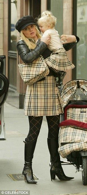 danniella westbrook burberry 2002